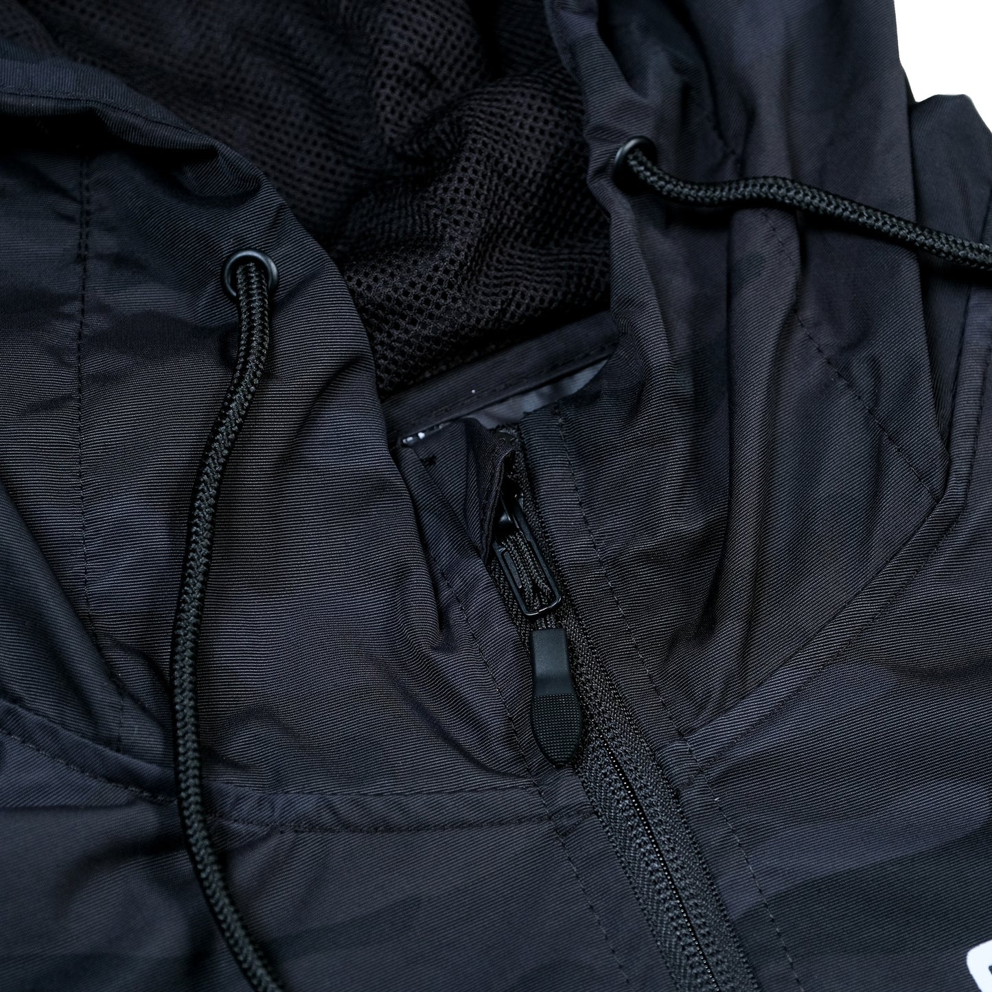 MEN'S WATER-RESISTANT WINDBREAKER ANORAK JACKET | BLACK CAMO