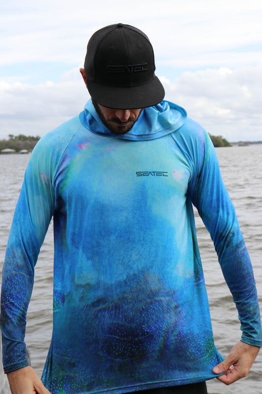 Blue Crab Men's Hooded Performance Shirt – Lightweight, moisture-wicking fishing shirt for active outdoor use with UPF sun protection